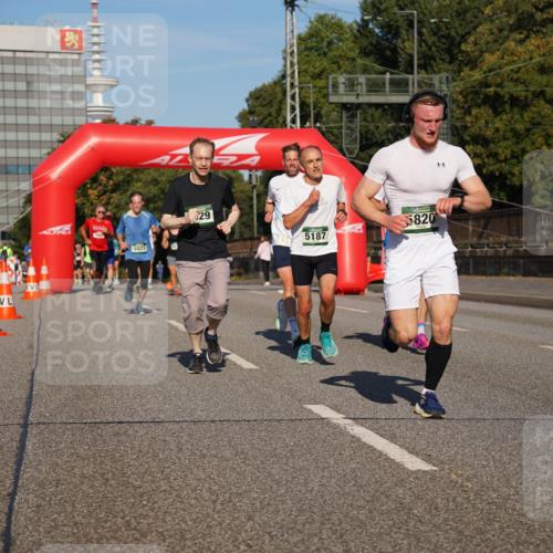 07.09.2025 - BARMER Alsterlauf Yannick Fuchs http://msf.ph/oto/8792196 07.09.2025 09:42:20 Laufen 5823, 29, 5187, 5820 meine-sportfotos.de
