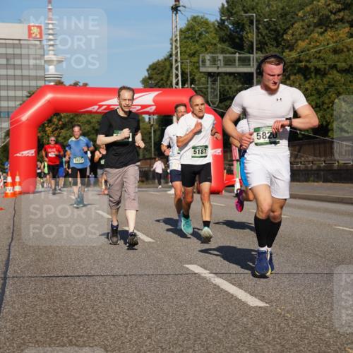 07.09.2025 - BARMER Alsterlauf Yannick Fuchs http://msf.ph/oto/8792202 07.09.2025 09:42:21 Laufen 582, 5187, 5823 meine-sportfotos.de
