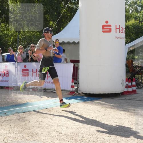 07.09.2025 - 19. Norderstedt Triathlon Zöllner http://msf.ph/oto/8792224 07.09.2025 16:21:34 Ziel 510 meine-sportfotos.de