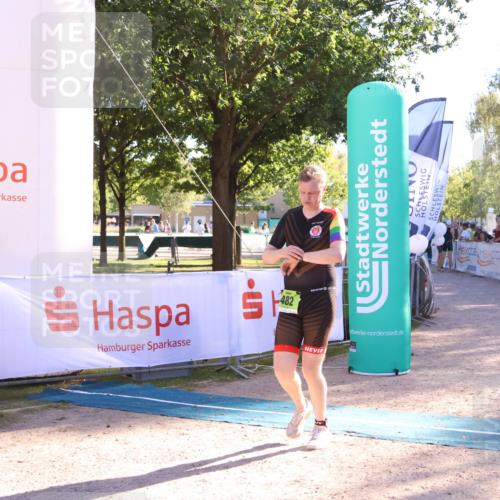 07.09.2025 - 19. Norderstedt Triathlon Zöllner http://msf.ph/oto/8792239 07.09.2025 16:36:25 Ziel 482 meine-sportfotos.de