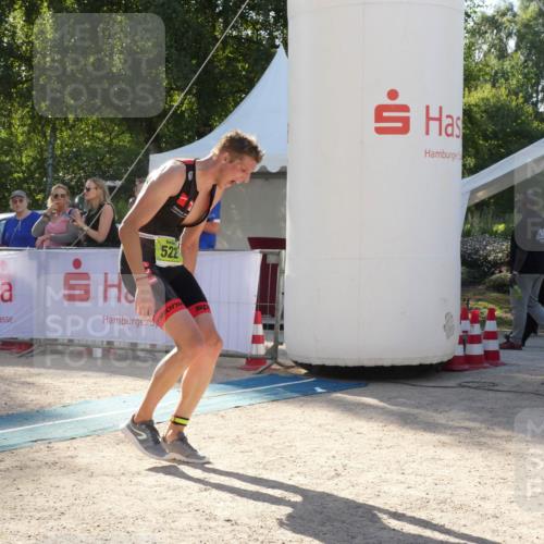 07.09.2025 - 19. Norderstedt Triathlon Zöllner http://msf.ph/oto/8792278 07.09.2025 16:22:09 Ziel 522, 541 meine-sportfotos.de