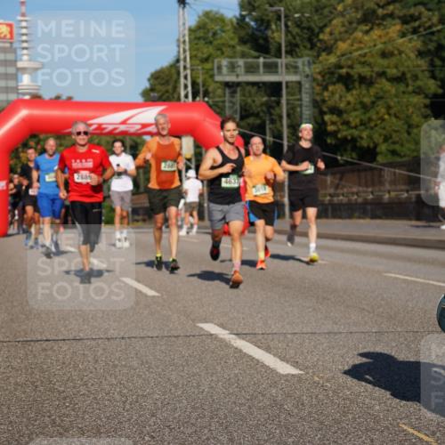 07.09.2025 - BARMER Alsterlauf Yannick Fuchs http://msf.ph/oto/8792280 07.09.2025 09:42:26 Laufen 2885, 4637, 58 meine-sportfotos.de
