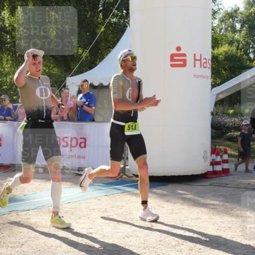 07.09.2025 - 19. Norderstedt Triathlon Zöllner http://msf.ph/oto/8792290 07.09.2025 16:22:28 Ziel 513, 517 meine-sportfotos.de