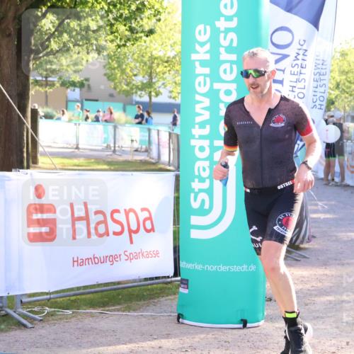 07.09.2025 - 19. Norderstedt Triathlon Zöllner http://msf.ph/oto/8792297 07.09.2025 16:36:44 Ziel 483 meine-sportfotos.de