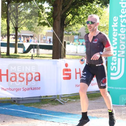 07.09.2025 - 19. Norderstedt Triathlon Zöllner http://msf.ph/oto/8792303 07.09.2025 16:36:45 Ziel 483 meine-sportfotos.de