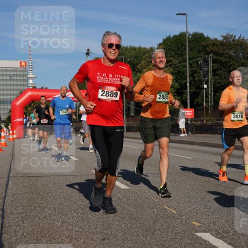 07.09.2025 - BARMER Alsterlauf Yannick Fuchs http://msf.ph/oto/8792355 07.09.2025 09:42:29 Laufen 4535, 3567, 2889, 2881, 784, 3818 meine-sportfotos.de