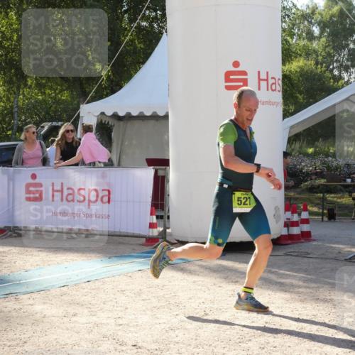 07.09.2025 - 19. Norderstedt Triathlon Zöllner http://msf.ph/oto/8792357 07.09.2025 16:24:09 Ziel 527 meine-sportfotos.de