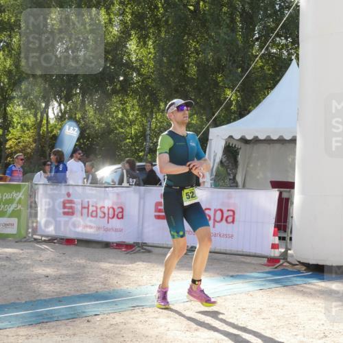 07.09.2025 - 19. Norderstedt Triathlon Zöllner http://msf.ph/oto/8792381 07.09.2025 16:24:51 Ziel 457, 528 meine-sportfotos.de