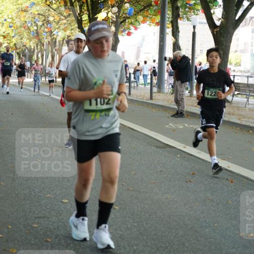 07.09.2025 - BARMER Alsterlauf Yannick Fuchs http://msf.ph/oto/8792394 07.09.2025 11:39:37 Laufen 8241, 1067, 1102, 122 meine-sportfotos.de