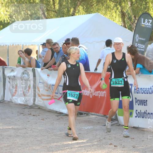 07.09.2025 - 19. Norderstedt Triathlon Zöllner http://msf.ph/oto/8792414 07.09.2025 16:37:20 Ziel 530, 1065 meine-sportfotos.de
