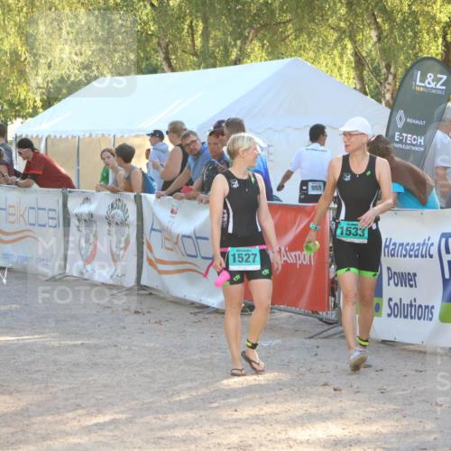 07.09.2025 - 19. Norderstedt Triathlon Zöllner http://msf.ph/oto/8792417 07.09.2025 16:37:20 Ziel 530, 1065 meine-sportfotos.de