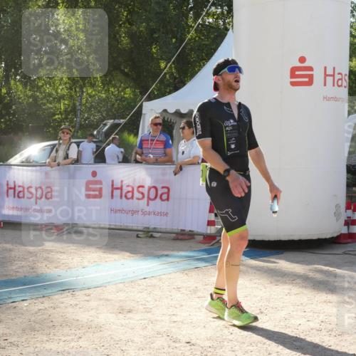 07.09.2025 - 19. Norderstedt Triathlon Zöllner http://msf.ph/oto/8792433 07.09.2025 16:25:33 Ziel 540 meine-sportfotos.de