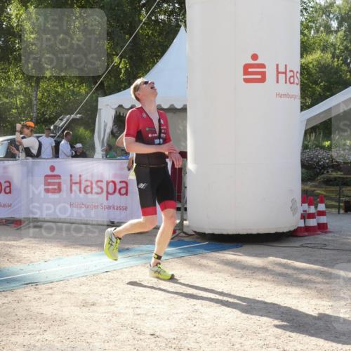 07.09.2025 - 19. Norderstedt Triathlon Zöllner http://msf.ph/oto/8792457 07.09.2025 16:26:07 Ziel 499 meine-sportfotos.de