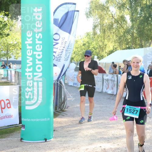 07.09.2025 - 19. Norderstedt Triathlon Zöllner http://msf.ph/oto/8792471 07.09.2025 16:37:26 Ziel 1527, 1533, 1591, 1624 meine-sportfotos.de