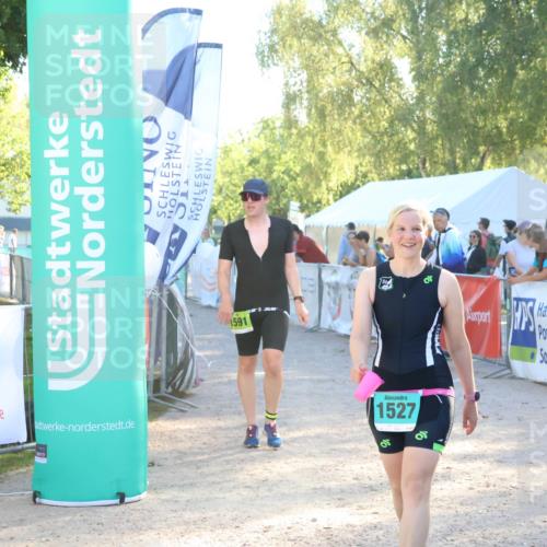 07.09.2025 - 19. Norderstedt Triathlon Zöllner http://msf.ph/oto/8792474 07.09.2025 16:37:26 Ziel 1527, 1533, 1591, 1624 meine-sportfotos.de