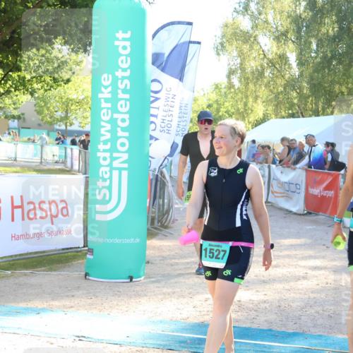 07.09.2025 - 19. Norderstedt Triathlon Zöllner http://msf.ph/oto/8792481 07.09.2025 16:37:27 Ziel 1527, 1533, 1591, 1624 meine-sportfotos.de