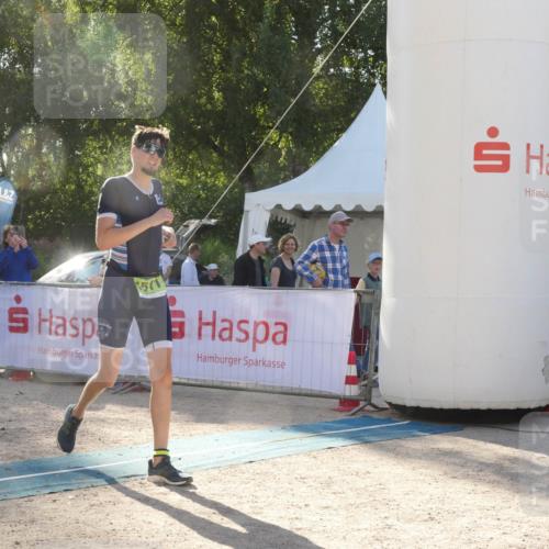 07.09.2025 - 19. Norderstedt Triathlon Zöllner http://msf.ph/oto/8792503 07.09.2025 16:27:07 Ziel 473, 1511 meine-sportfotos.de
