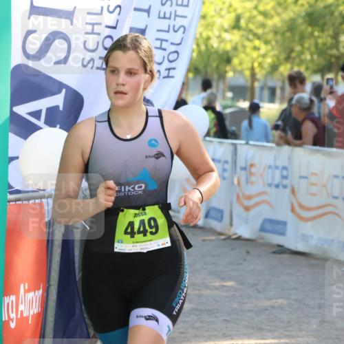 07.09.2025 - 19. Norderstedt Triathlon Zöllner http://msf.ph/oto/8792530 07.09.2025 16:37:46 Ziel 449, 1051 meine-sportfotos.de