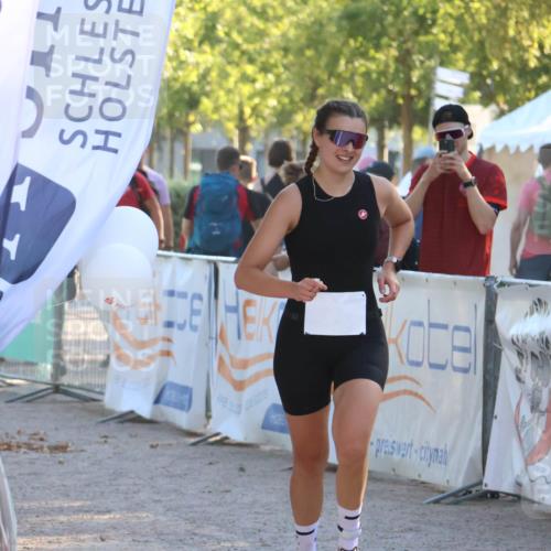 07.09.2025 - 19. Norderstedt Triathlon Zöllner http://msf.ph/oto/8792549 07.09.2025 16:37:51 Ziel 449, 1453 meine-sportfotos.de