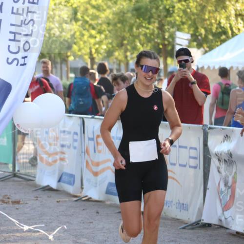 07.09.2025 - 19. Norderstedt Triathlon Zöllner http://msf.ph/oto/8792554 07.09.2025 16:37:51 Ziel 449, 1453 meine-sportfotos.de