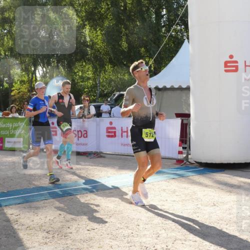 07.09.2025 - 19. Norderstedt Triathlon Zöllner http://msf.ph/oto/8792575 07.09.2025 16:28:05 Ziel 479, 512, 524 meine-sportfotos.de
