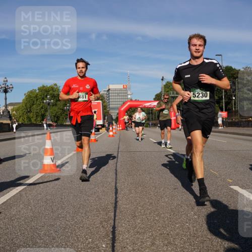 07.09.2025 - BARMER Alsterlauf Yannick Fuchs http://msf.ph/oto/8792582 07.09.2025 09:42:41 Laufen 22, 481, 2912, 5230 meine-sportfotos.de