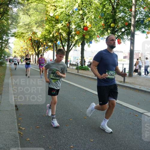 07.09.2025 - BARMER Alsterlauf Yannick Fuchs http://msf.ph/oto/8792587 07.09.2025 11:39:49 Laufen 1068, 1067 meine-sportfotos.de