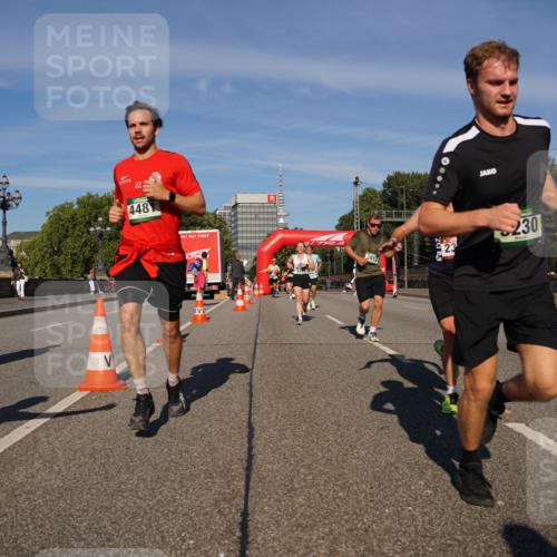 07.09.2025 - BARMER Alsterlauf Yannick Fuchs http://msf.ph/oto/8792595 07.09.2025 09:42:41 Laufen 22, 448, 230, 23, 2912 meine-sportfotos.de