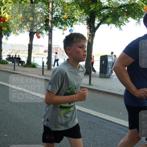 07.09.2025 - BARMER Alsterlauf Yannick Fuchs http://msf.ph/oto/8792607 07.09.2025 11:39:50 Laufen 106 meine-sportfotos.de