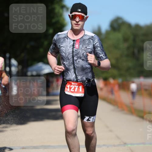 07.09.2025 - 19. Norderstedt Triathlon Michael Strokosch http://msf.ph/oto/8792620 07.09.2025 13:39:06 Laufen 357, 358, 1271 meine-sportfotos.de