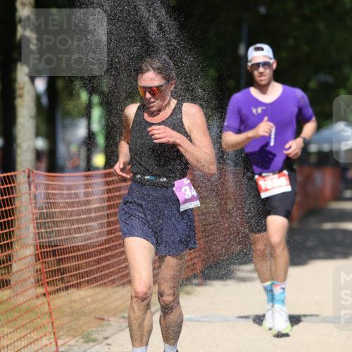 07.09.2025 - 19. Norderstedt Triathlon Michael Strokosch http://msf.ph/oto/8792630 07.09.2025 13:39:23 Laufen 346, 1388 meine-sportfotos.de