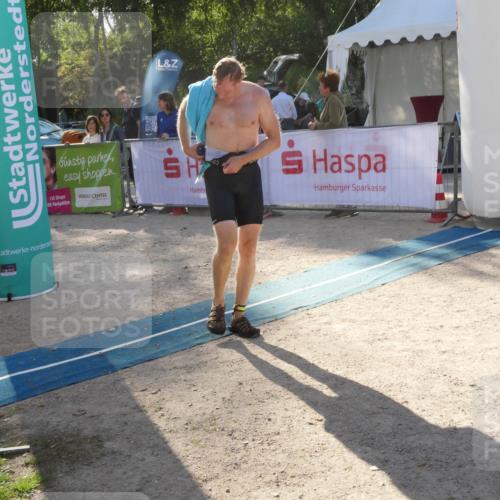 07.09.2025 - 19. Norderstedt Triathlon Zöllner http://msf.ph/oto/8792631 07.09.2025 16:28:34 Ziel 487, 507, 515, 1534 meine-sportfotos.de