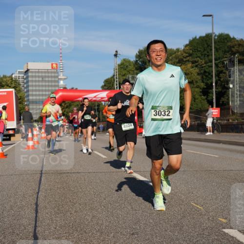 07.09.2025 - BARMER Alsterlauf Yannick Fuchs http://msf.ph/oto/8792645 07.09.2025 09:42:46 Laufen 5470, 8418, 290, 4924, 3032 meine-sportfotos.de