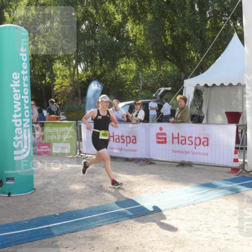 07.09.2025 - 19. Norderstedt Triathlon Zöllner http://msf.ph/oto/8792661 07.09.2025 16:28:47 Ziel 462 meine-sportfotos.de
