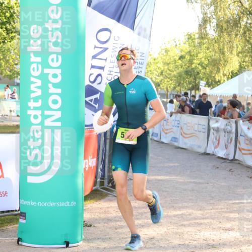 07.09.2025 - 19. Norderstedt Triathlon Zöllner http://msf.ph/oto/8792696 07.09.2025 16:38:18 Ziel 529, 1068, 1554 meine-sportfotos.de