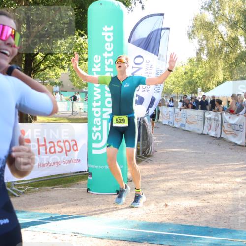 07.09.2025 - 19. Norderstedt Triathlon Zöllner http://msf.ph/oto/8792705 07.09.2025 16:38:19 Ziel 529, 1068, 1554 meine-sportfotos.de