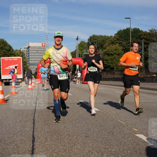 07.09.2025 - BARMER Alsterlauf Yannick Fuchs http://msf.ph/oto/8792706 07.09.2025 09:42:48 Laufen 20, 8418, 5470, 90 meine-sportfotos.de