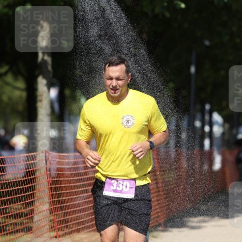 07.09.2025 - 19. Norderstedt Triathlon Michael Strokosch http://msf.ph/oto/8792720 07.09.2025 13:39:41 Laufen 319, 320, 330, 809 meine-sportfotos.de