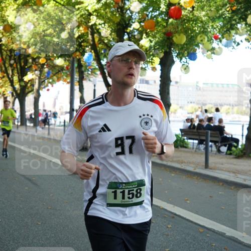 07.09.2025 - BARMER Alsterlauf Yannick Fuchs http://msf.ph/oto/8792729 07.09.2025 11:39:56 Laufen 97, 36, 1158 meine-sportfotos.de