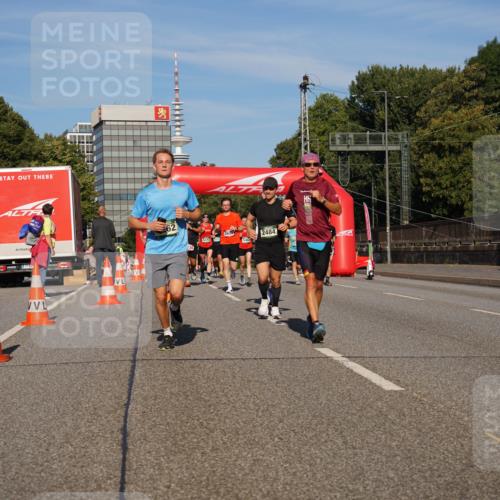 07.09.2025 - BARMER Alsterlauf Yannick Fuchs http://msf.ph/oto/8792768 07.09.2025 09:42:50 Laufen 1, 2484 meine-sportfotos.de