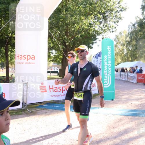 07.09.2025 - 19. Norderstedt Triathlon Zöllner http://msf.ph/oto/8792776 07.09.2025 16:38:25 Ziel 529, 1554 meine-sportfotos.de