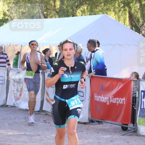 07.09.2025 - 19. Norderstedt Triathlon Zöllner http://msf.ph/oto/8792795 07.09.2025 16:38:39 Ziel 536, 917 meine-sportfotos.de