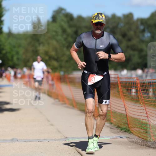 07.09.2025 - 19. Norderstedt Triathlon Michael Strokosch http://msf.ph/oto/8792846 07.09.2025 13:40:41 Laufen 310, 313, 337, 347, 742, 755 meine-sportfotos.de