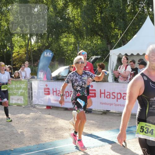 07.09.2025 - 19. Norderstedt Triathlon Zöllner http://msf.ph/oto/8792850 07.09.2025 16:31:04 Ziel 477, 534, 548, 1071, 1439, 1572 meine-sportfotos.de