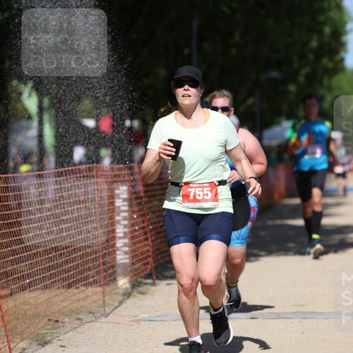 07.09.2025 - 19. Norderstedt Triathlon Michael Strokosch http://msf.ph/oto/8792857 07.09.2025 13:40:42 Laufen 310, 313, 337, 347, 742, 755 meine-sportfotos.de