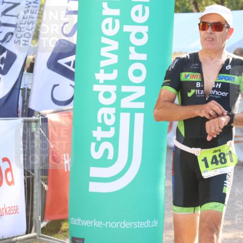 07.09.2025 - 19. Norderstedt Triathlon Zöllner http://msf.ph/oto/8792877 07.09.2025 16:38:46 Ziel 536, 917, 1481 meine-sportfotos.de