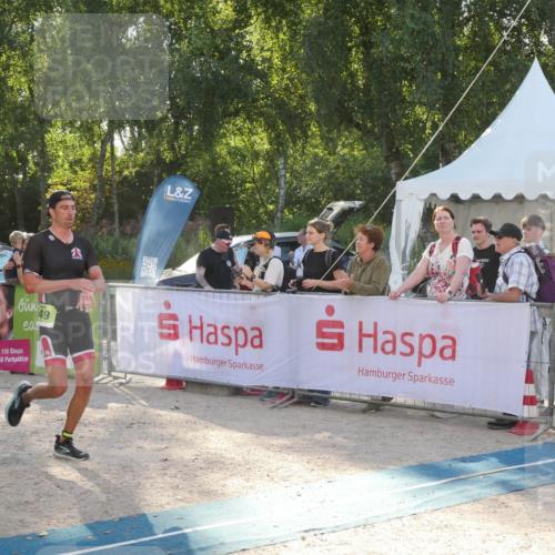 07.09.2025 - 19. Norderstedt Triathlon Zöllner http://msf.ph/oto/8792905 07.09.2025 16:31:18 Ziel 549 meine-sportfotos.de