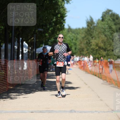 07.09.2025 - 19. Norderstedt Triathlon Michael Strokosch http://msf.ph/oto/8792925 07.09.2025 13:40:54 Laufen 183, 230 meine-sportfotos.de