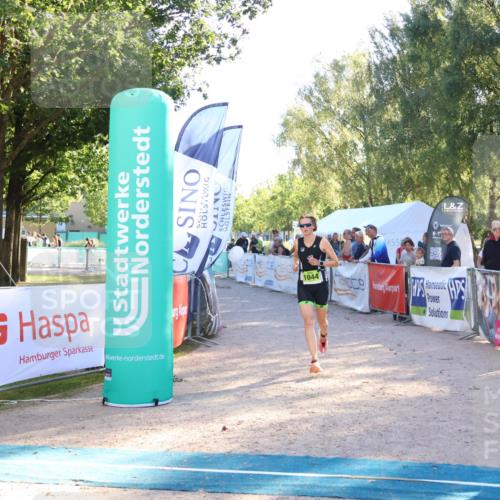07.09.2025 - 19. Norderstedt Triathlon Zöllner http://msf.ph/oto/8792930 07.09.2025 16:39:03 Ziel 1044, 1625 meine-sportfotos.de