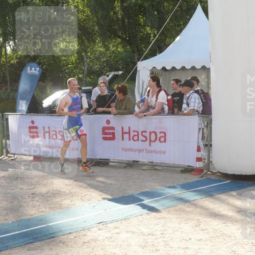 07.09.2025 - 19. Norderstedt Triathlon Zöllner http://msf.ph/oto/8792938 07.09.2025 16:31:27 Ziel 480, 525, 1594 meine-sportfotos.de